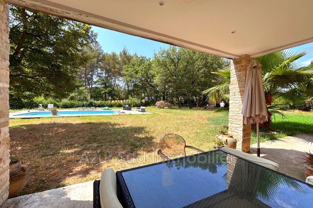 Villa en Mougins, Provenza-Alpes-Costa Azul, Francia 1 - 16118174