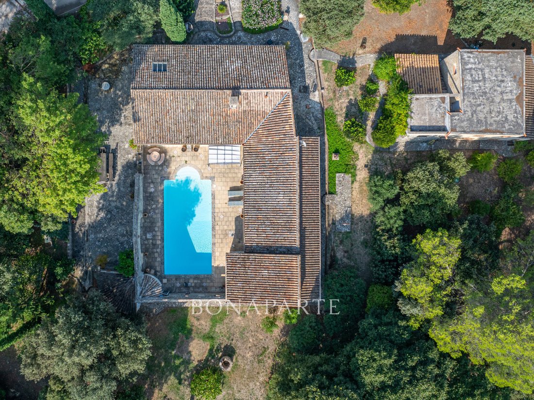 La Bergerie des Rêves: A 19th-Century Provençal Sanctuary Where Time Stands Still