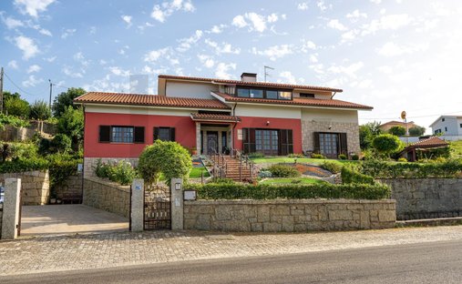 Stadthaus in Moncao e Troviscoso, Distrikt Viana do Castelo, Portugal 1