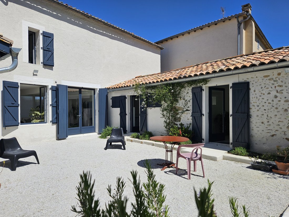 La Maison Lumière: A Sunlit Sanctuary Near Mirepoix’s Medieval Heart