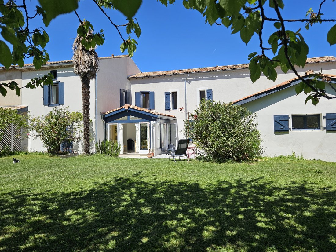 La Maison Lumière: A Sunlit Sanctuary Near Mirepoix’s Medieval Heart