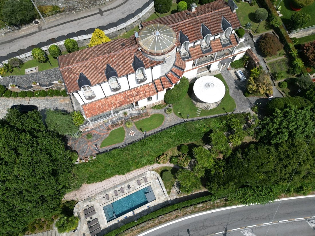 Villa in Verbania, Piedmont, Italy 1 - 12912348