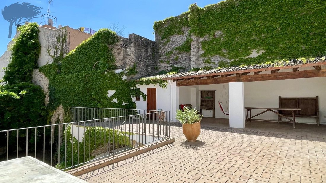Townhouse in Torroella de Montgri, Catalonia, Spain 1 - 16115479