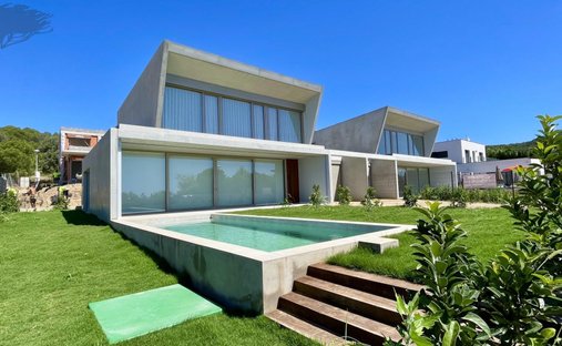 Villa in Torroella de Montgri, Catalonia, Spain 1
