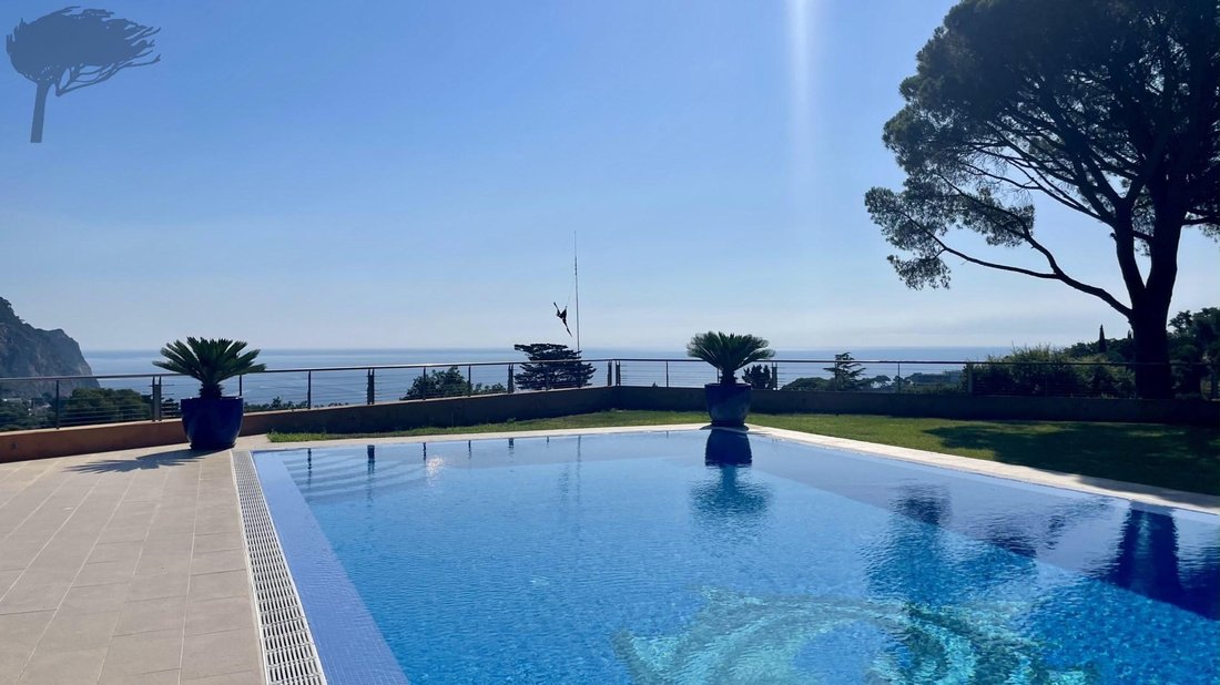 Villa in Begur, Katalonien, Spanien 2 - 16096725