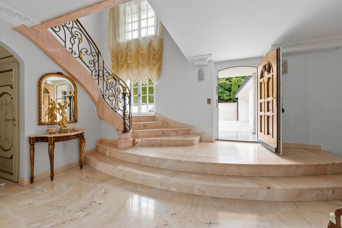 Villa in Begnins, Waadt, Schweiz 2 - 16121684