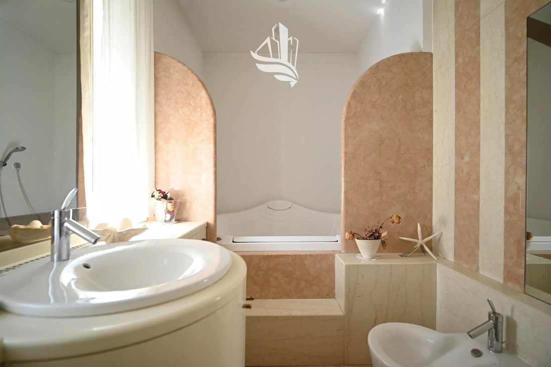 Apartment in Gries - San Quirino, Bolzano / Bozen, Trentino – Alto Adige/Südtirol 4 - 16119672