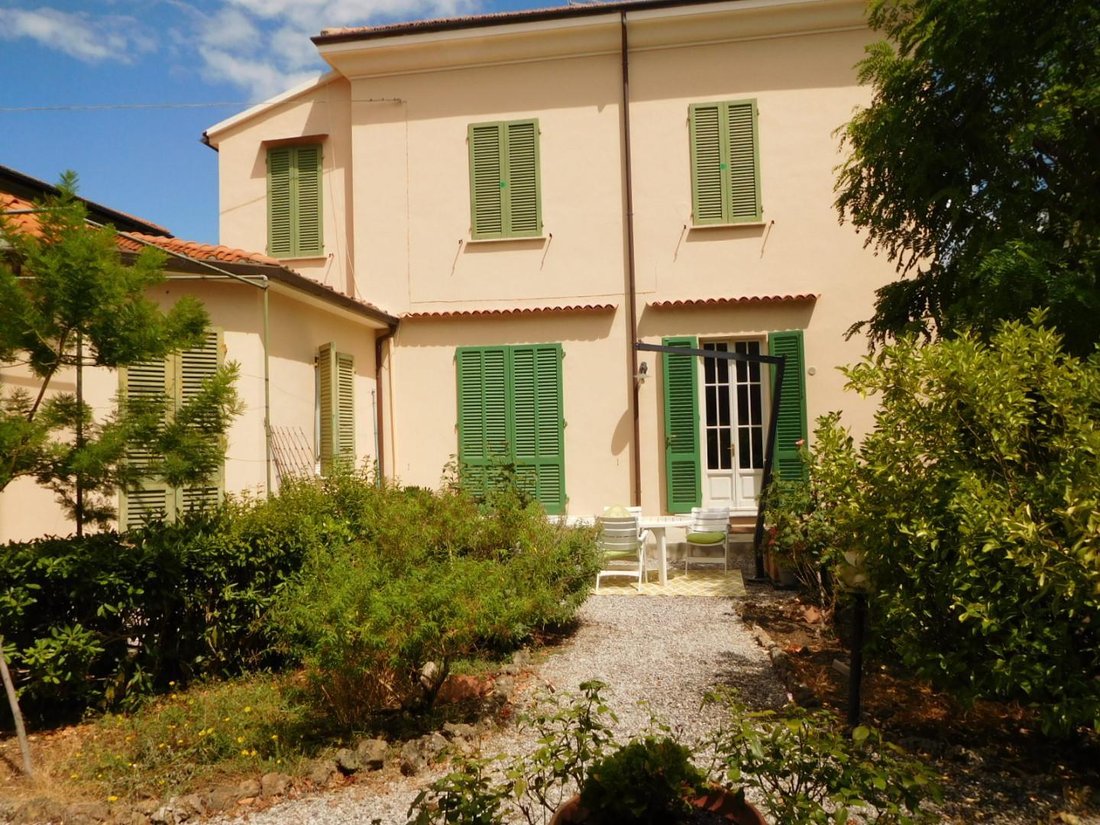 Villa in Porta a Lucca, Pisa, Tuscany 1 - 16120686