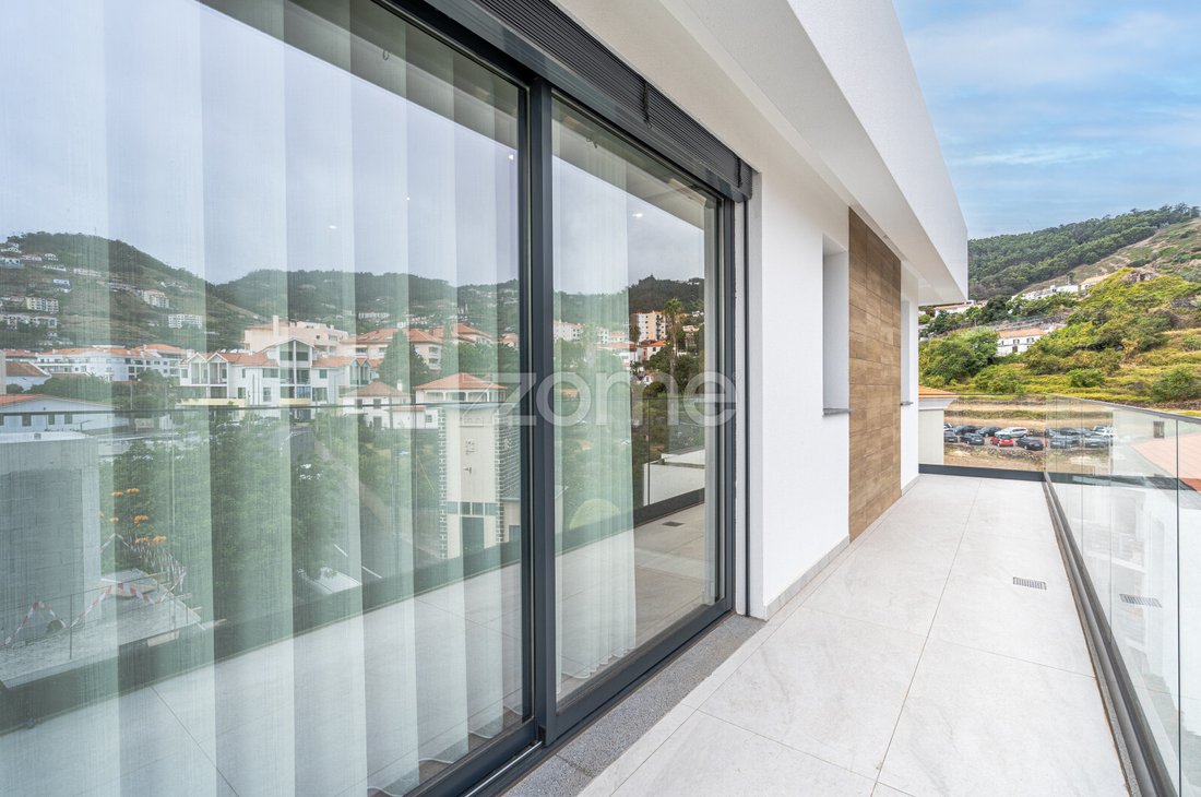 Apartamento en Caniço, Madeira, Portugal 1 - 16121034