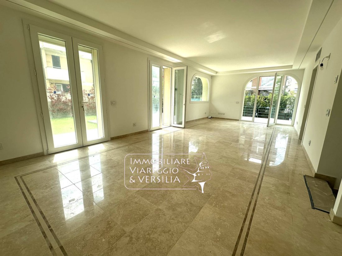 Apartment in Viareggio, Tuscany, Italy 1 - 14393601