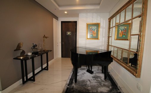 Apartment in Sandton, Gauteng, South Africa 1