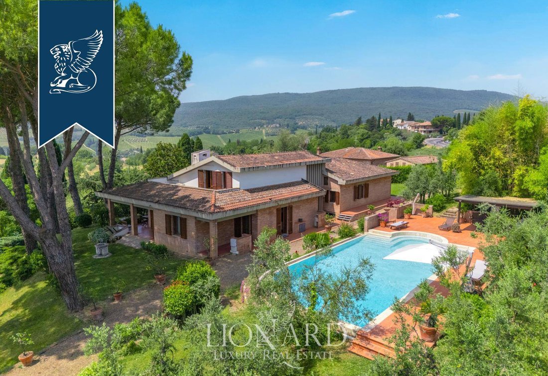 Villa in San Gimignano, Tuscany, Italy 1 - 16120752
