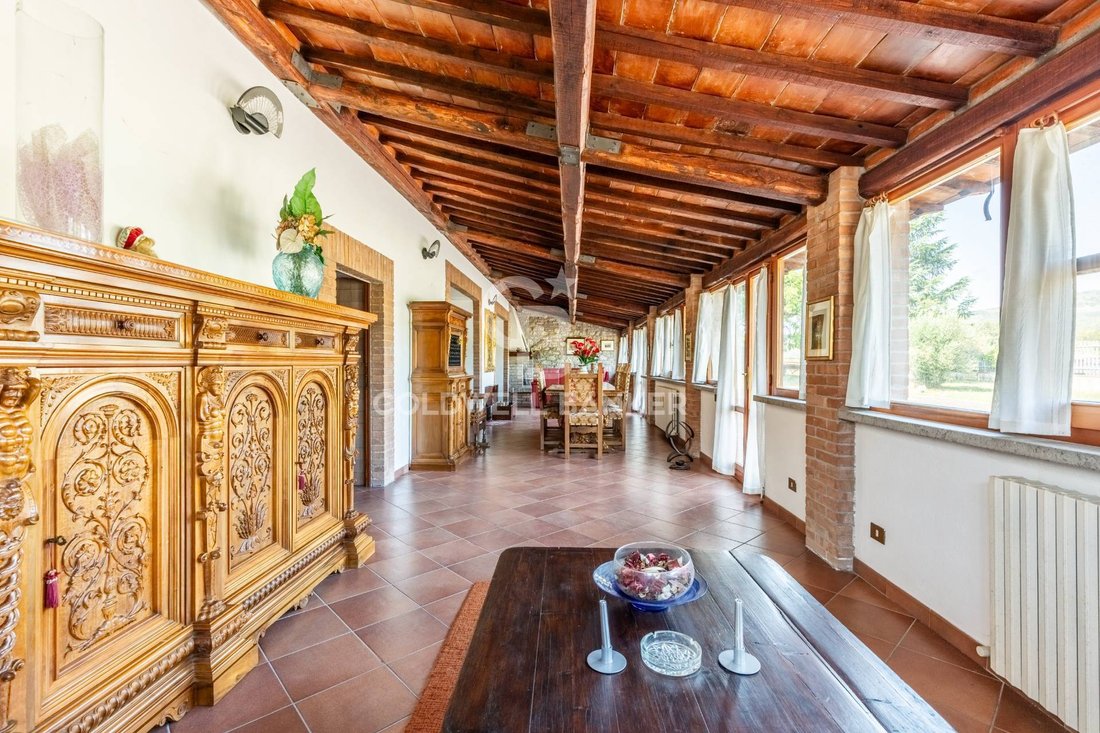 Country House in Todi, Umbria, Italy 4 - 16121013