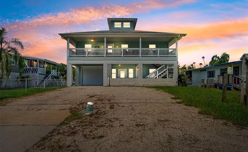 House in Crystal River, Florida, United States 1