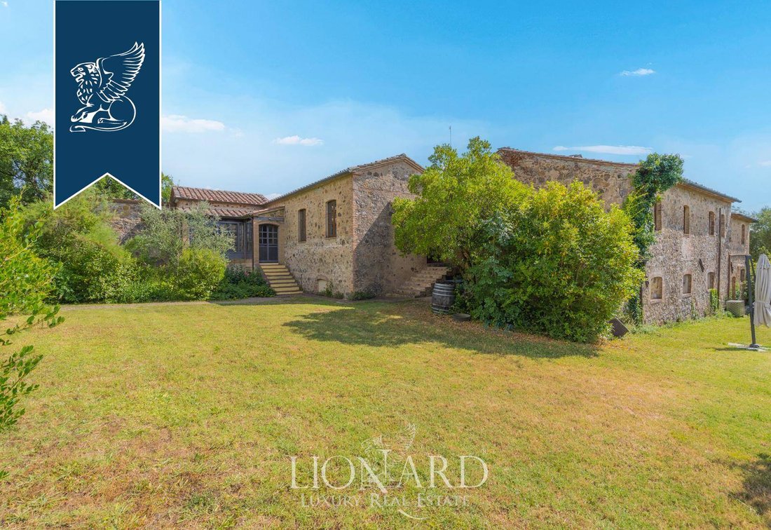Villa in Montalcino, Tuscany, Italy 5 - 16120749