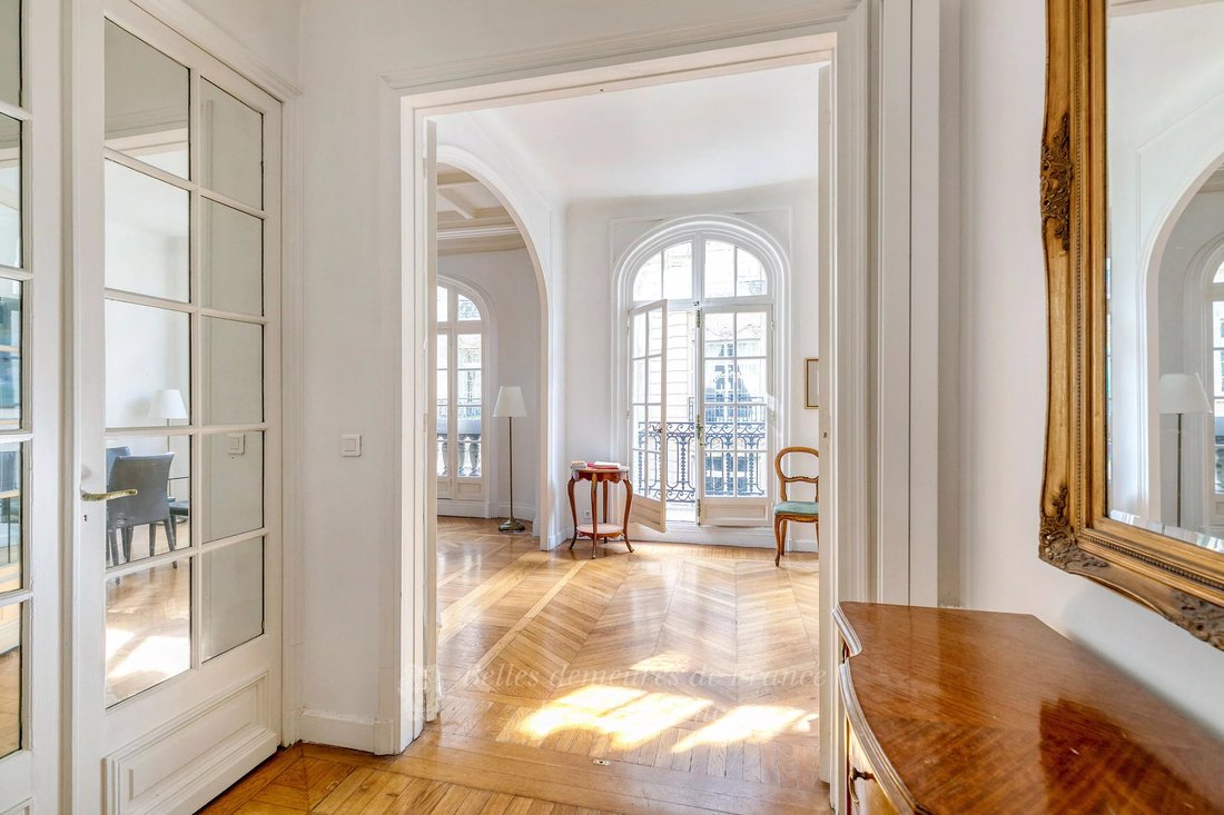 Apartment in Chaillot, Paris 16e Arrondissement, Paris 3 - 13387606