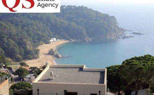 Villa en Lloret de Mar, Cataluña, España 1