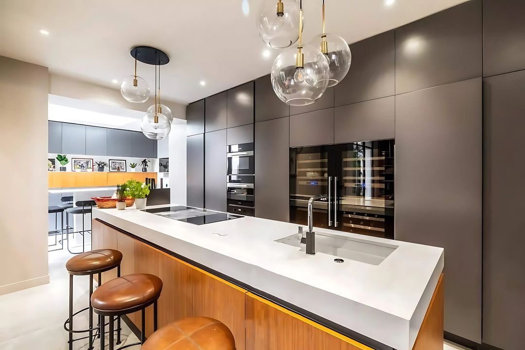 House in Neuilly-sur-Seine, Île-de-France, France 3 - 15948048