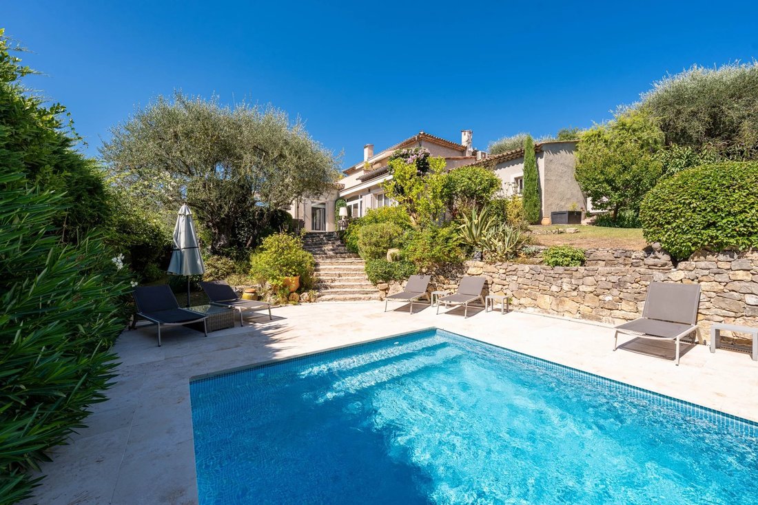 Villa in Mougins, Provence-Alpes-Côte d'Azur, France 1 - 16119136