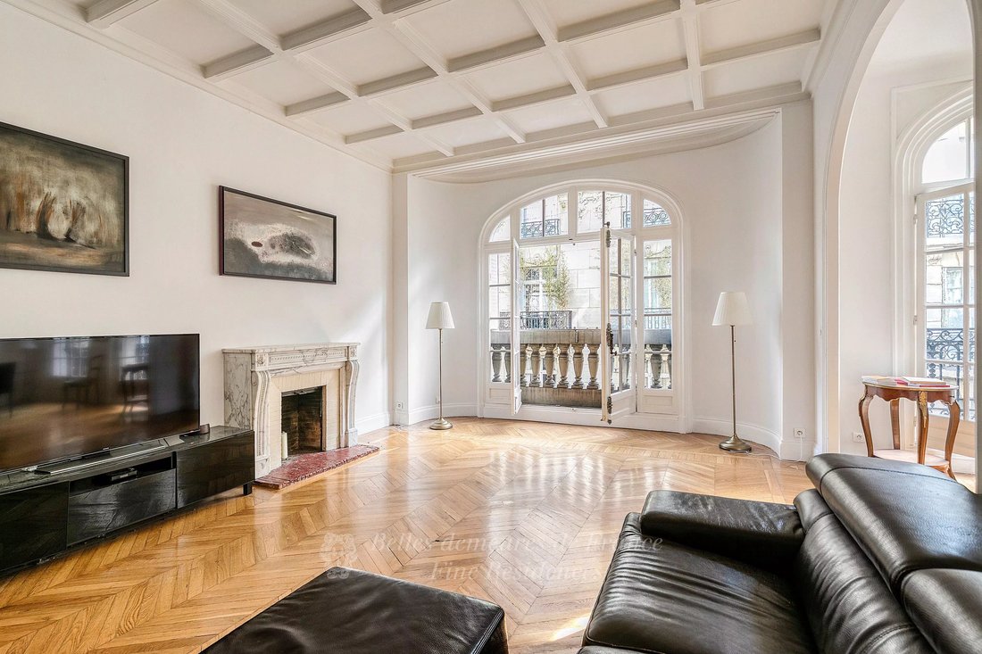 Apartment in Chaillot, Paris 16e Arrondissement, Paris 2 - 13387606