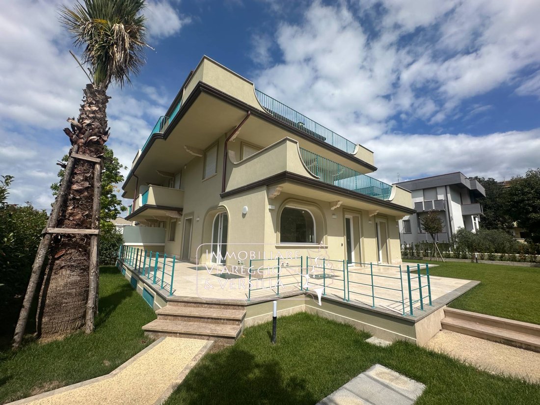 Apartment in Viareggio, Tuscany, Italy 5 - 14393601