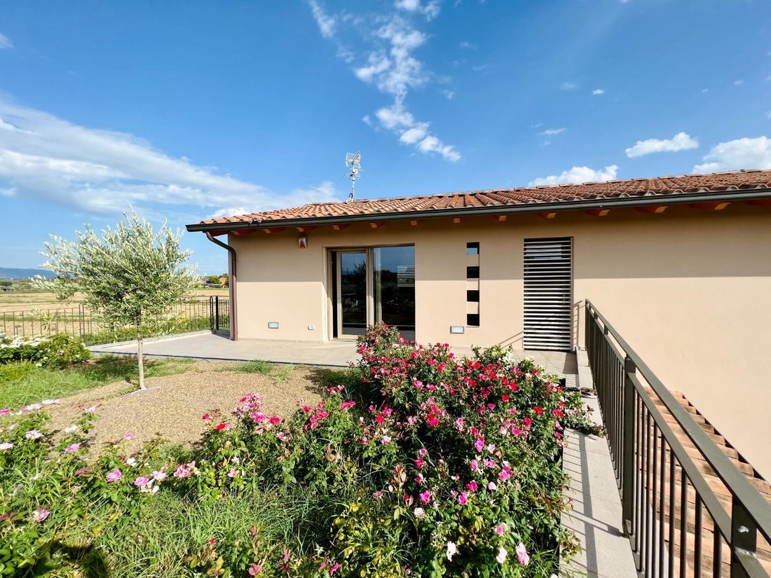Villa in Santa Croce sull'Arno, Tuscany, Italy 3 - 16120681