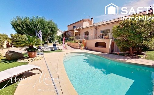 House in Frejus, Provence-Alpes-Côte d'Azur, France 1
