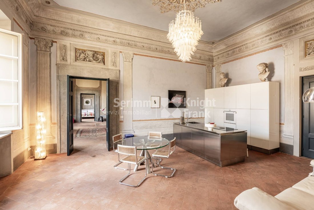 Apartment in Historic Center, Lucca, Tuscany 2 - 16121001