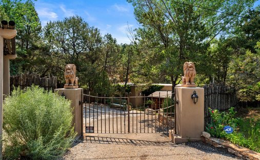 House in Santa Fe, New Mexico, United States 1