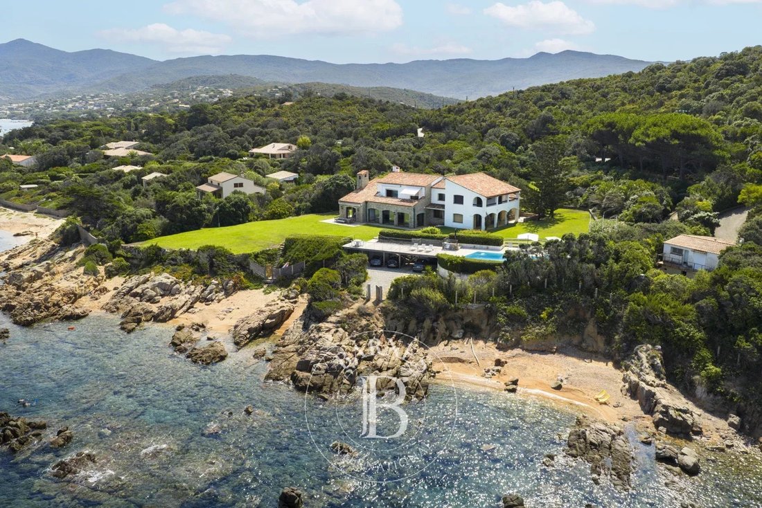 Estate in Pietrosella, Corsica, France 3 - 16119541