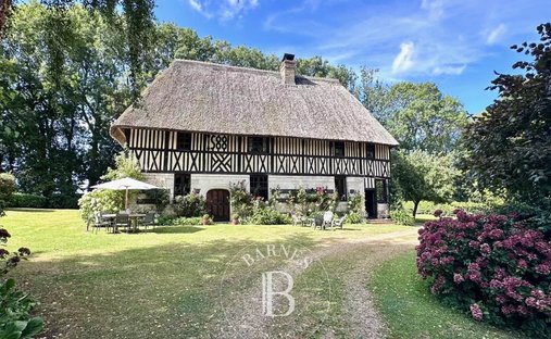 Estate in Maneglise, Normandy, France 1