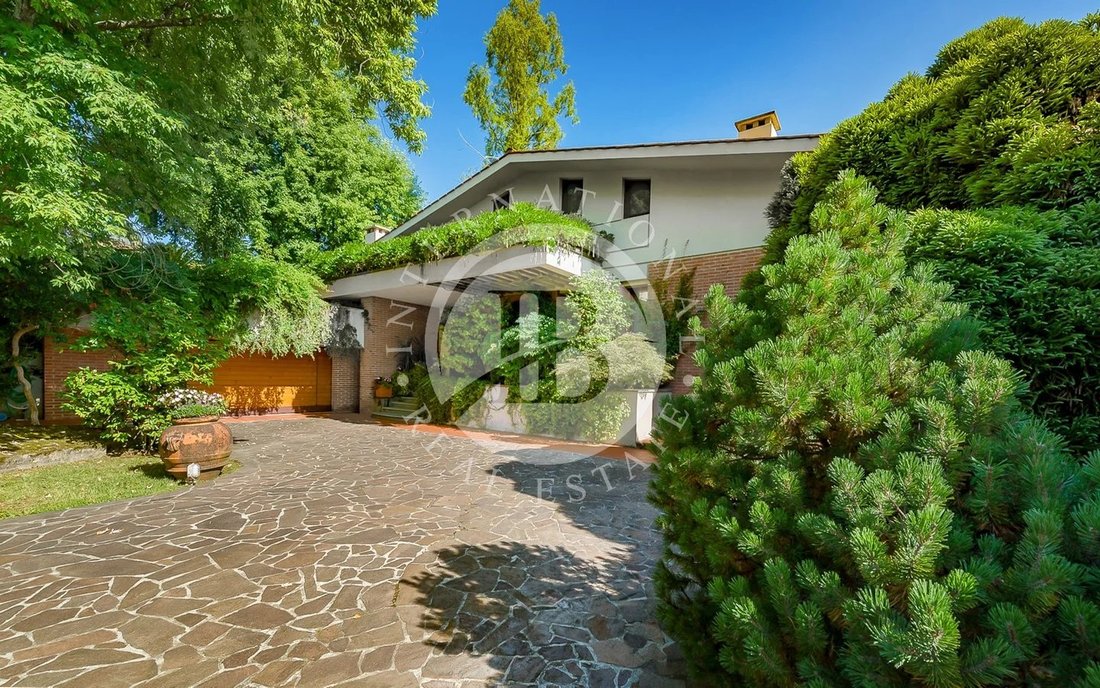 Villa in Historic Center, Lucca, Tuscany 4 - 16119528