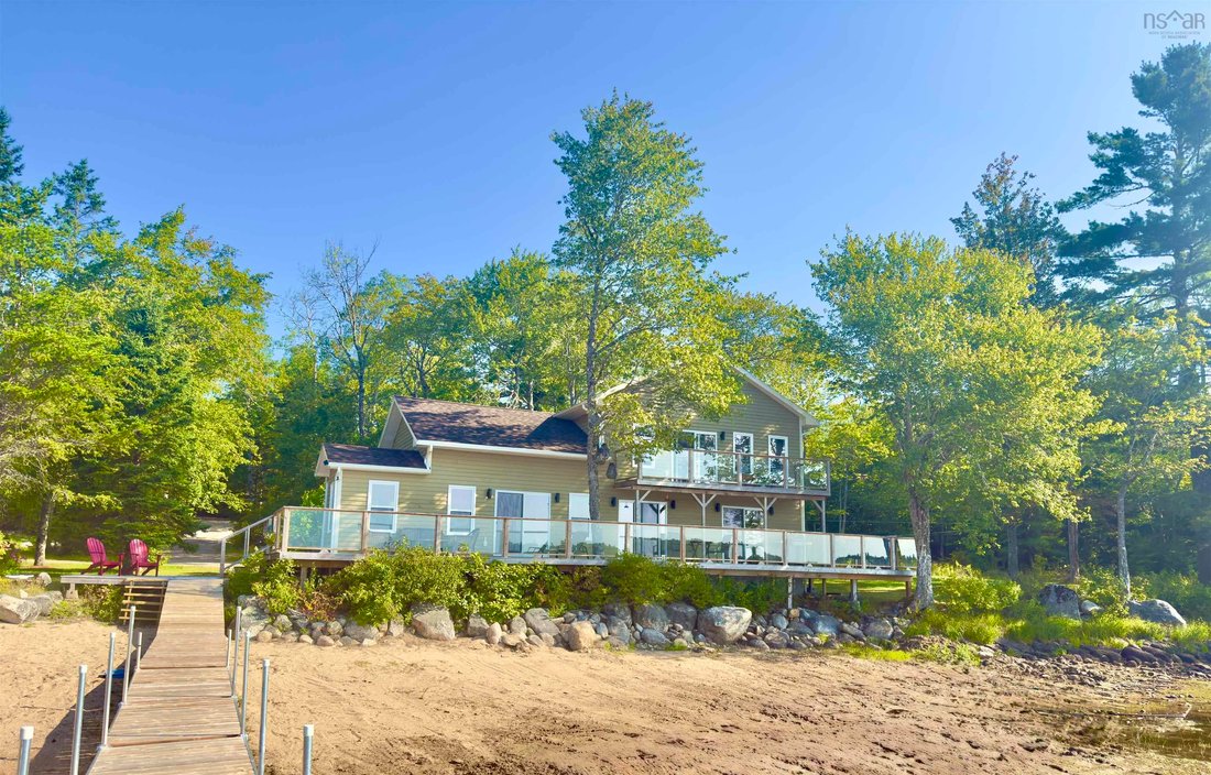 House in Chester, Nova Scotia, Canada 1 - 15856665