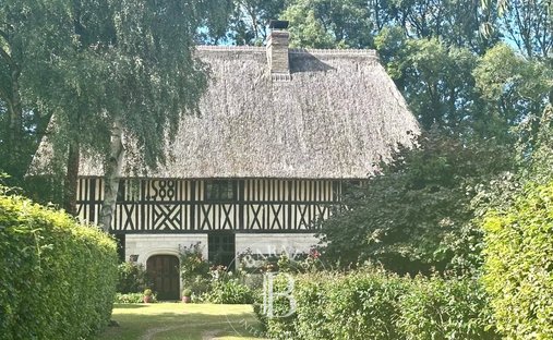 Estate in Maneglise, Normandy, France 1