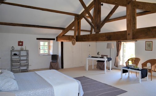 Castle for Sale in Monségur, Nouvelle-Aquitaine, France