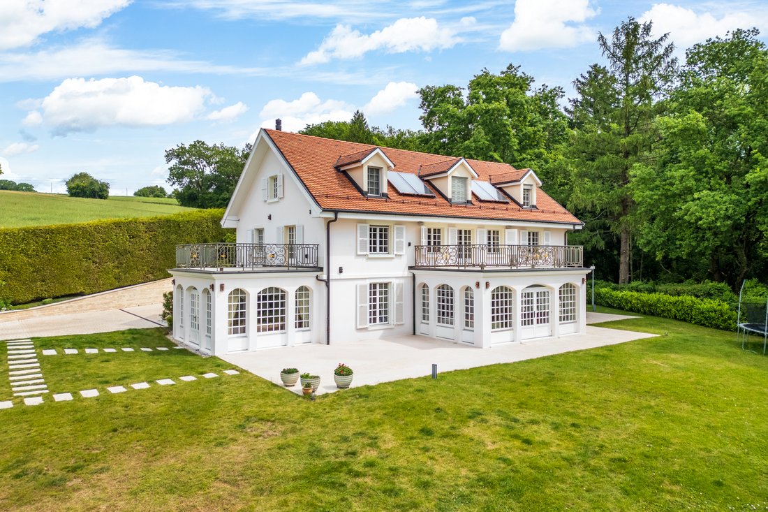 Villa in Begnins, Waadt, Schweiz 1 - 16121684