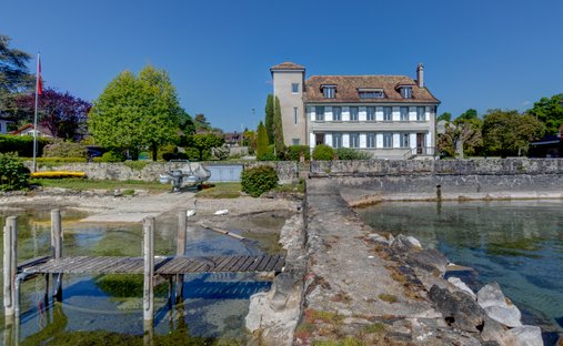 Haus in Nyon, Waadt, Schweiz 1
