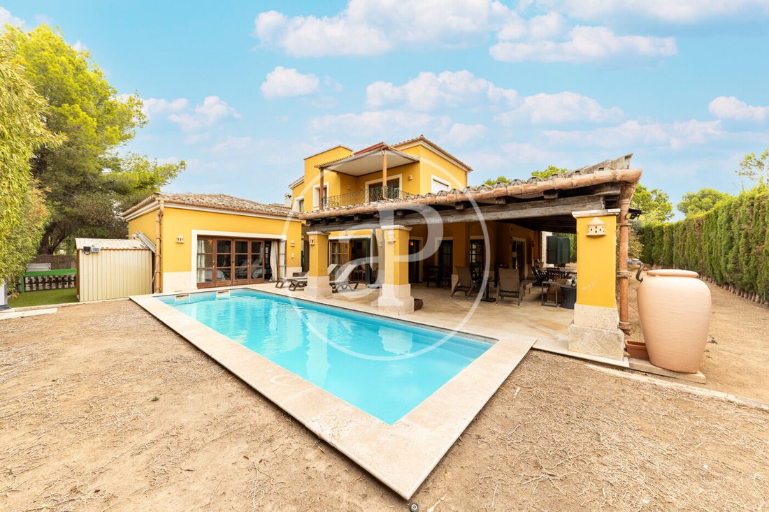 Villa in Rotes Velles, Calvia, Balearic Islands 1 - 16122419