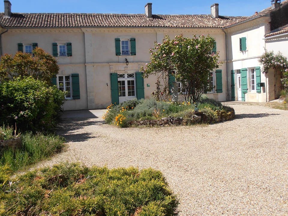 Estate in Saint-Thomas-de-Conac, Nouvelle-Aquitaine, France 2 - 16122009