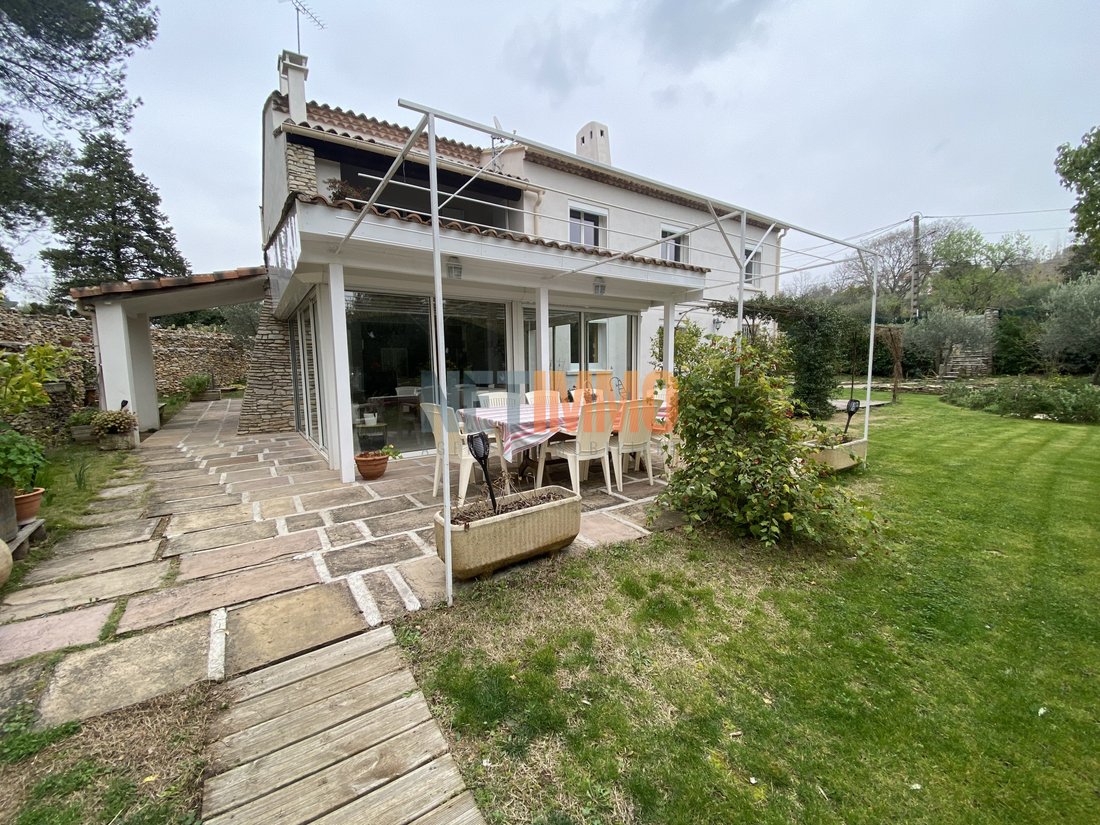 Villa in La Gazelle, Nimes, France 1 - 16121963