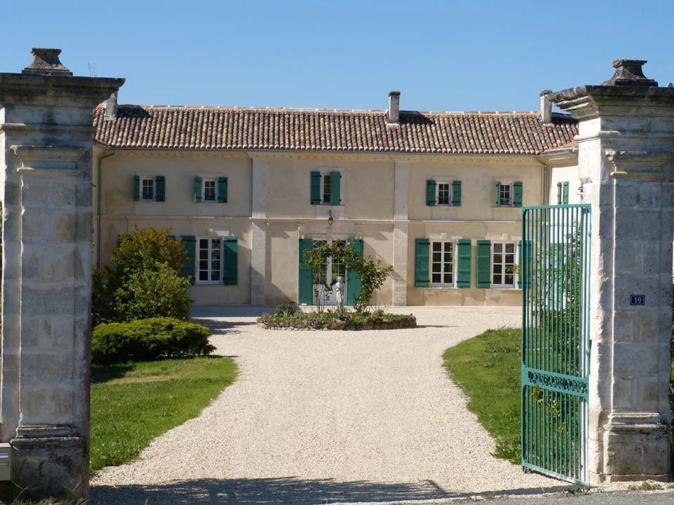 Estate in Saint-Thomas-de-Conac, Nouvelle-Aquitaine, France 1 - 16122009