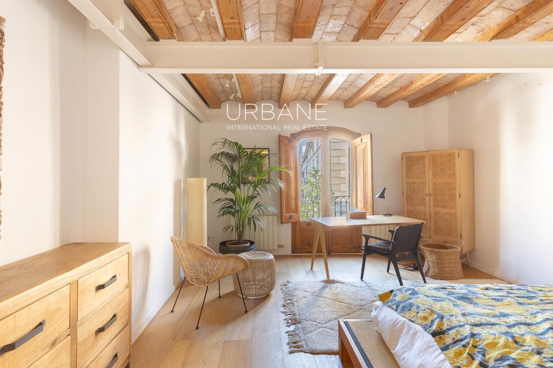 Apartment in Ciutat Vella, Barcelona, Spain 3 - 16121894