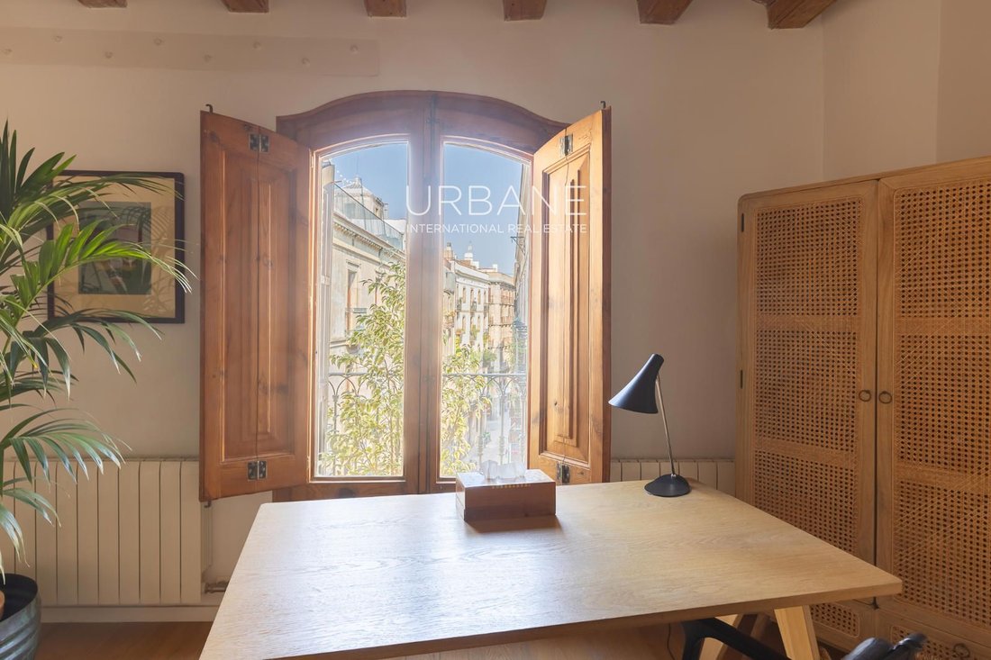 Apartment in Ciutat Vella, Barcelona, Spain 4 - 16121894