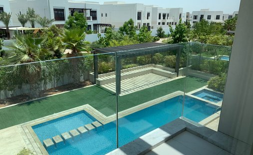 Villa in Dubai, Dubai, United Arab Emirates 1