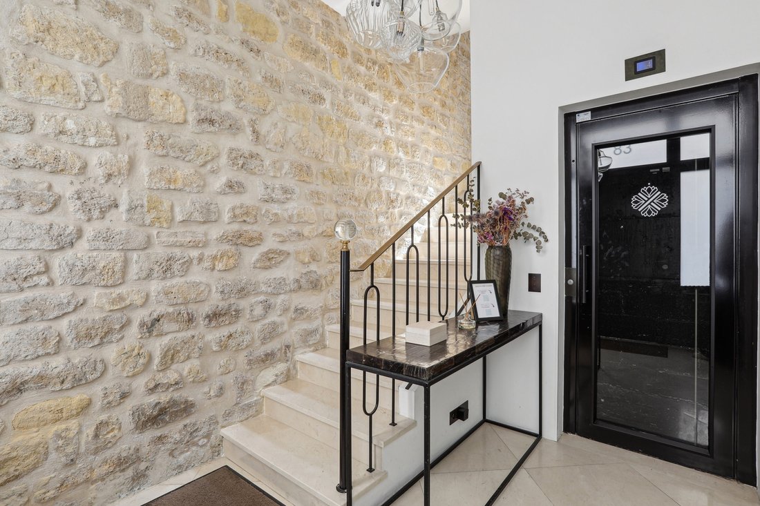 House in Cambronne-Garibaldi, Paris 15e Arrondissement, Paris 4 - 16123108