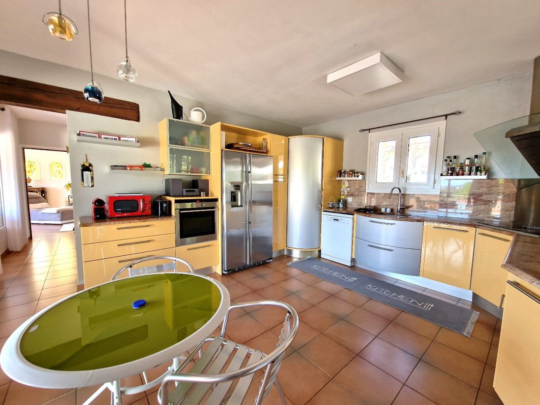 Villa in Poussan, Occitania, France 3 - 16125215