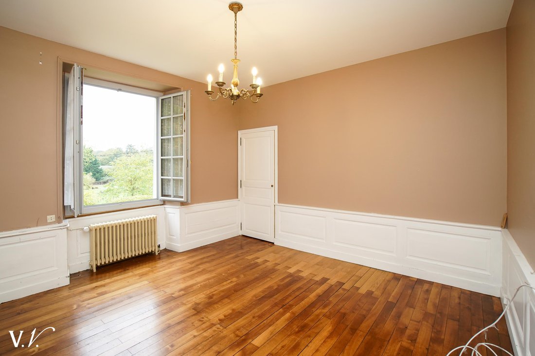 Whispers of Loire: A 17th-Century Manor’s Timeless Embrace - 5