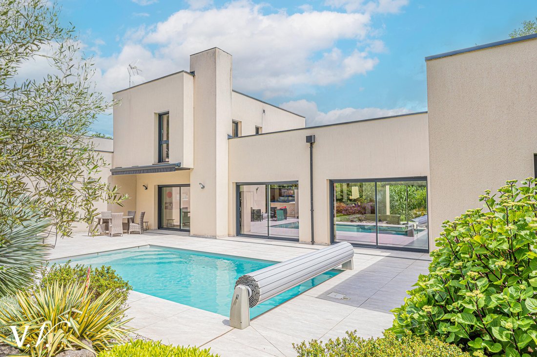 House in Saint-Avertin, Centre-Val de Loire, France 1 - 16126633