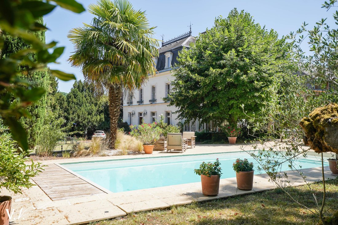 Villa in Saint-Avertin, Centre-Val de Loire, France 2 - 16127489
