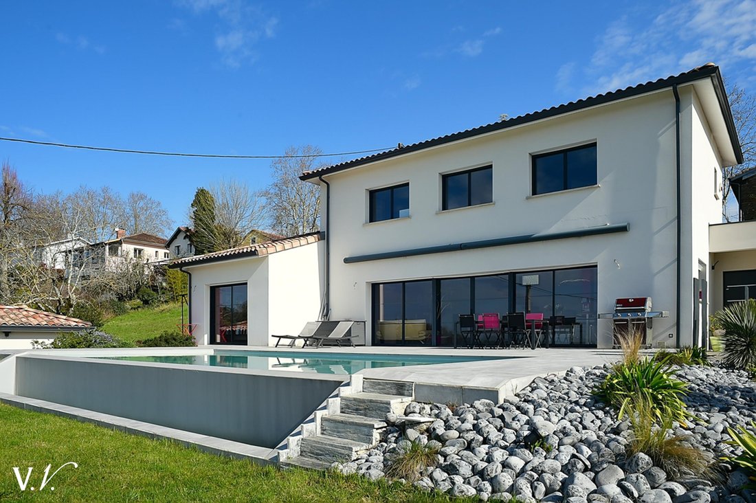 House in Montastruc-la-Conseillere, Occitania, France 1 - 16126040